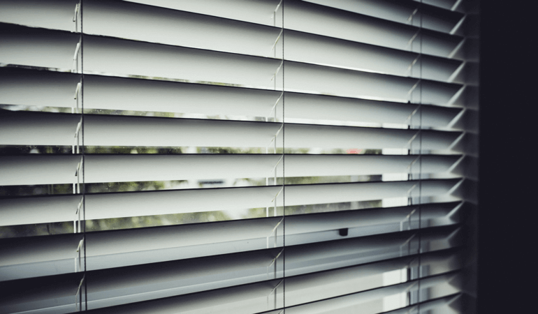 Easy cleaning solutions for dusty blinds